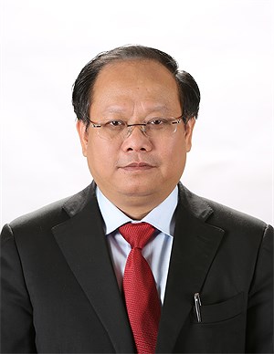 Tất Thành Cang