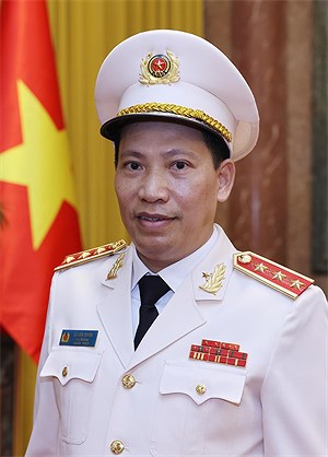 Lê Văn Tuyến