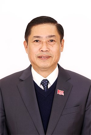Nguyen Huu Dong