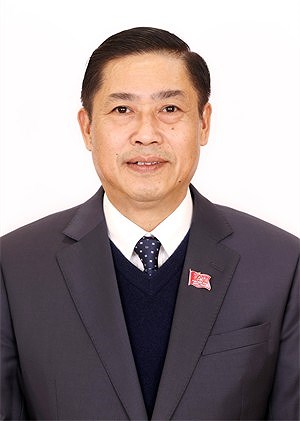 Nguyen Huu Dong