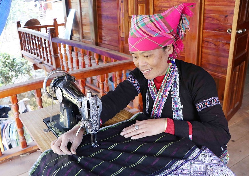 Preserving ethnic minorities’ culture in tandem with tourism development hinh anh 5