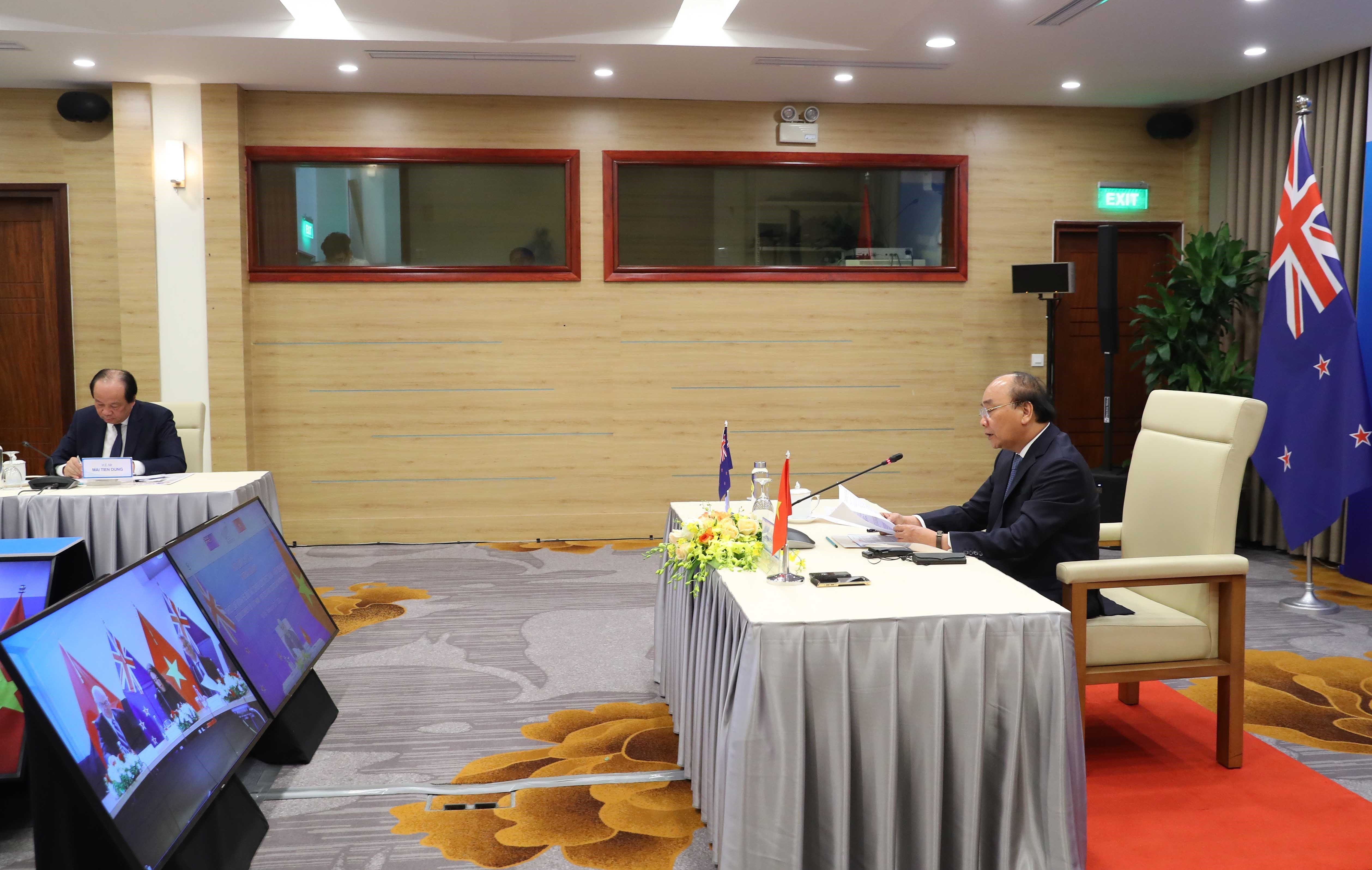 Vietnam, New Zealand’s PMs hold virtual talks on bilateral strategic partnership hinh anh 4
