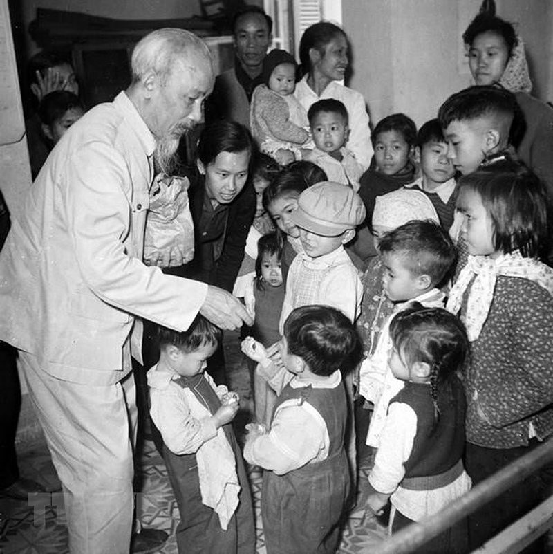 President Ho Chi Minh: Children’s beloved uncle hinh anh 3