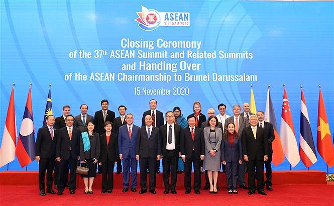 37th ASEAN Summit and Related Summits wrap up hinh anh 8