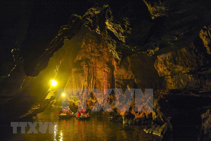 Beauty of Trang An Scenic Landscape complex hinh anh 5