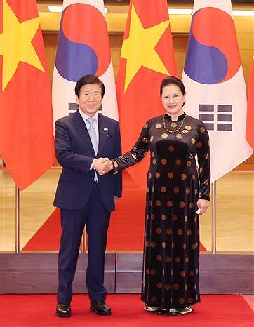 Korean National Assembly Speaker visits Vietnam hinh anh 1