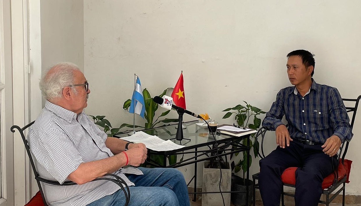 Argentinian party chief praises Vietnamese Communist Party’s decisive role hinh anh 1
