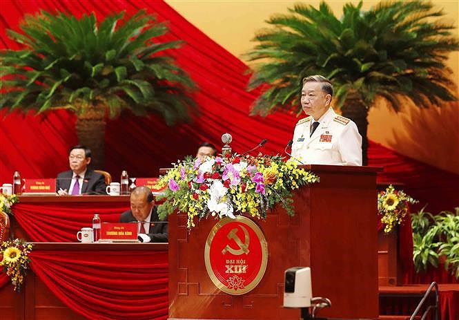 Security, defence, court officials submit proposals to Party Congress hinh anh 1