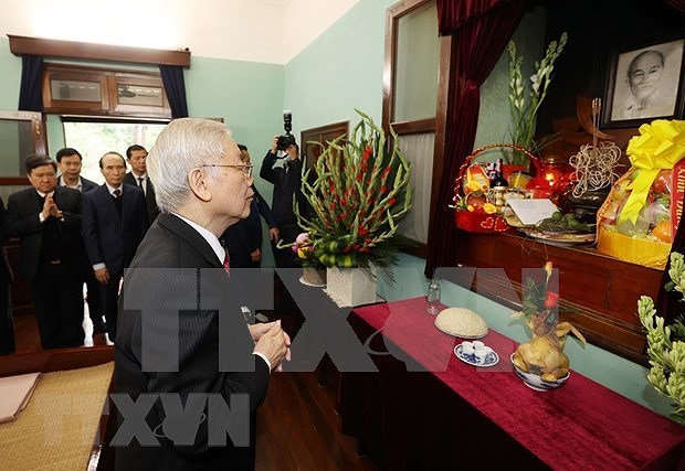 Top leader visits House No.67 in tribute to President Ho Chi Minh hinh anh 1