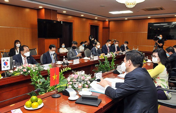 Vietnam, RoK seek to promote trade, industry partnership hinh anh 1