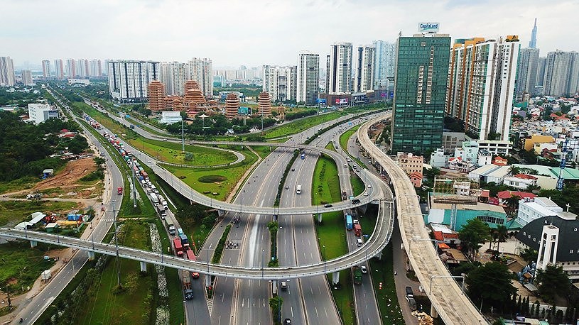 Vietnam ranks high on economic performance in region: website hinh anh 2