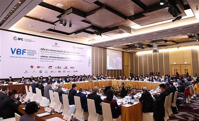 Vietnam Business Forum: Businesses offer recommendations on reviving economy post-pandemic hinh anh 1