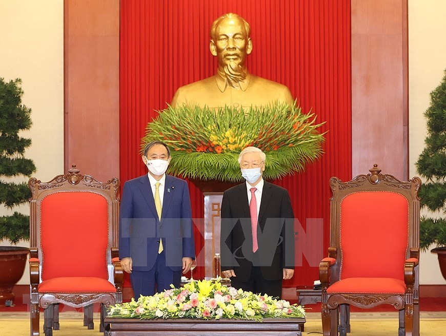 Party, State leader receives Japanese Prime Minister hinh anh 3
