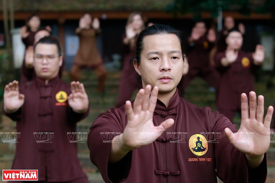 La meditation du zen Truc Lam Yen Tu pour une vie equilibree hinh anh 8