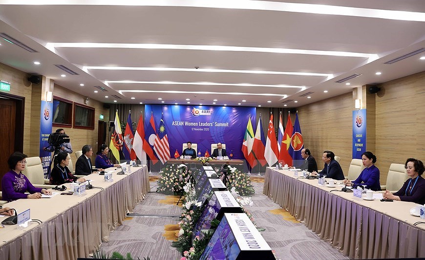 Le Sommet des femmes leaders de l’ASEAN incite les femmes a prouver leur role hinh anh 2