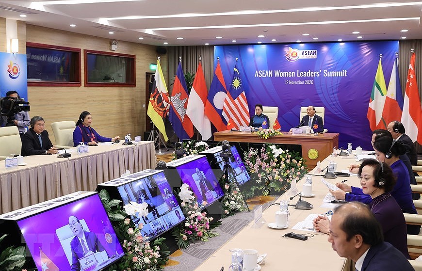 Le Sommet des femmes leaders de l’ASEAN incite les femmes a prouver leur role hinh anh 3