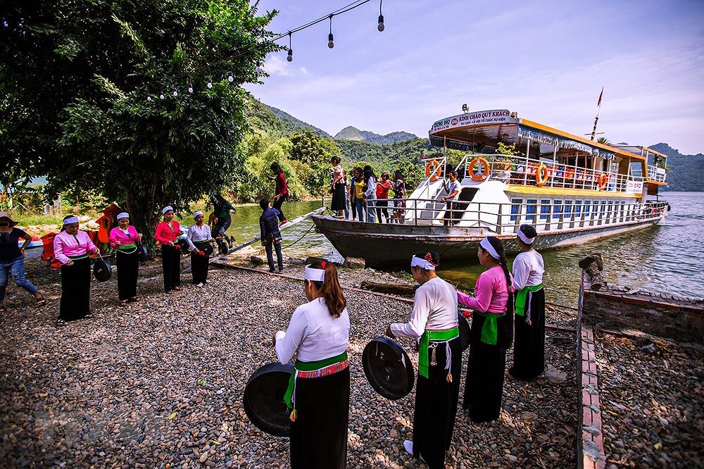 Les grands potentiels du tourisme communautaire au lac de Hoa Binh (Nord) hinh anh 6