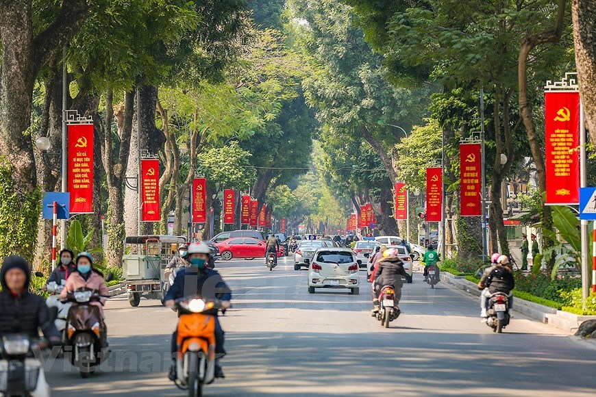 Hanoi fait peau neuve pour saluer le 13e Congres national du Parti hinh anh 5