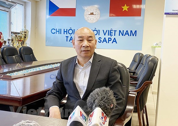 Les Vietnamiens en R. tcheque s’attendent a un nouveau jalon au 13e Congres du Parti hinh anh 2