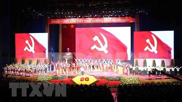 Le Parti communiste du Vietnam continue de recevoir des felicitations pour son 90e anniversaire hinh anh 1