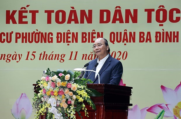 Le PM a la Fete de grande union nationale dans un quartier a Hanoi hinh anh 1