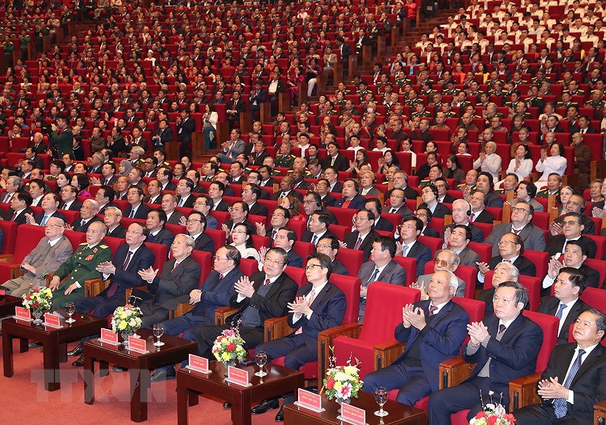 Meeting en l’honneur du 90e anniversaire du Parti communiste du Vietnam hinh anh 6