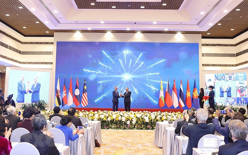 Cloture du 37e Sommet de l’ASEAN et des reunions connexes hinh anh 1