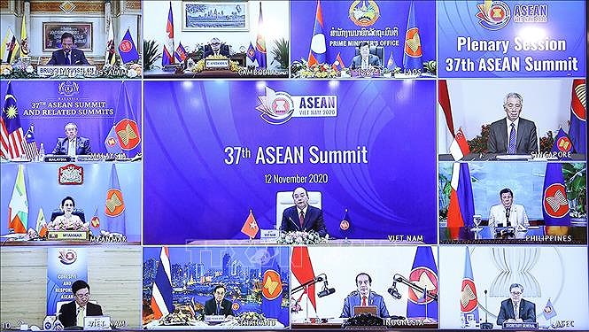 Le Premier ministre Nguyen Xuan Phuc preside le 37e Sommet de l'ASEAN hinh anh 2