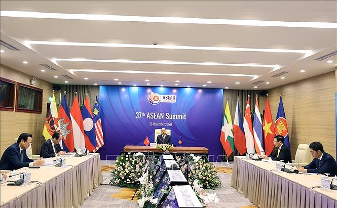 Le Premier ministre Nguyen Xuan Phuc preside le 37e Sommet de l'ASEAN hinh anh 5