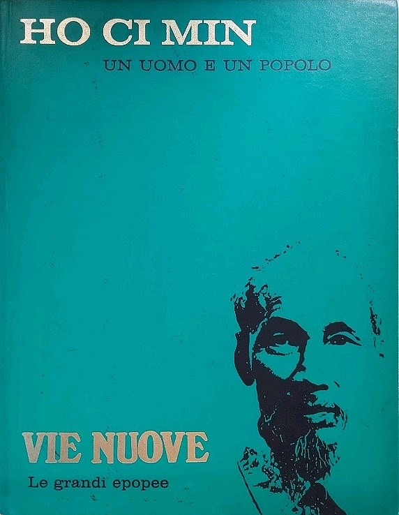 Deux imprimes en italien sur le president Ho Chi Minh offerts au Musee Ho Chi Minh a Hanoi hinh anh 2