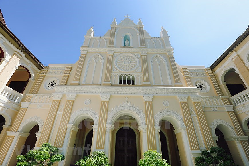 Eglise de Lang Song, une belle architecture a Binh Dinh hinh anh 7