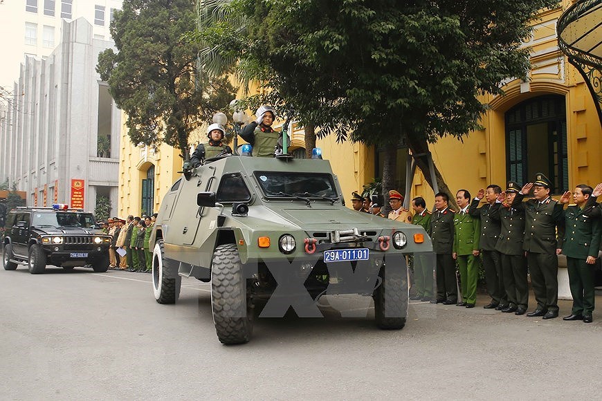 La police de Hanoi met en œuvre des plans pour assurer la securite du congres du Parti hinh anh 2