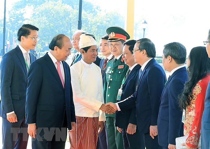 Церемония встречи премьер-министра Нгуен Суан Фук в Мьянме hinh anh 3