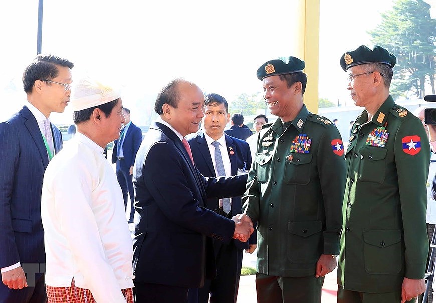 Церемония встречи премьер-министра Нгуен Суан Фук в Мьянме hinh anh 5