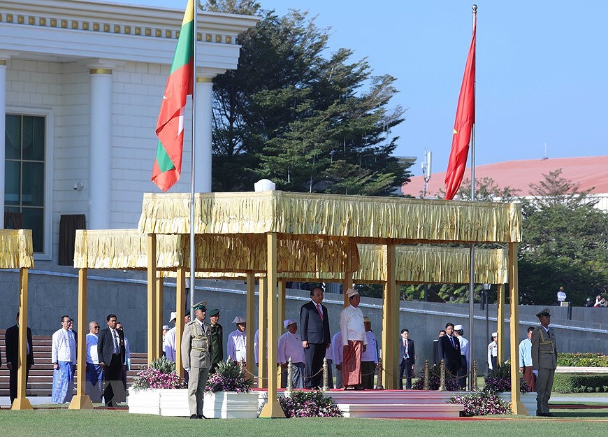Церемония встречи премьер-министра Нгуен Суан Фук в Мьянме hinh anh 9