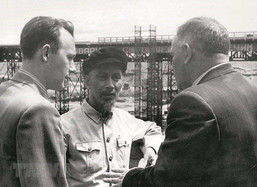 По стопам дяди Хо во время официального визита в Советскии Союз hinh anh 2