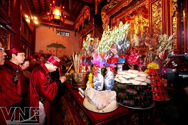 Поклонение королям Хунг - вьетнамская культурная самобытность, символ национальнои солидарности hinh anh 4