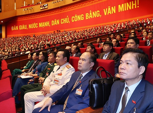 XIII всевьетнамскии съезд: продвижение морских экономических преимуществ, защита суверенитета над морем и островами hinh anh 1