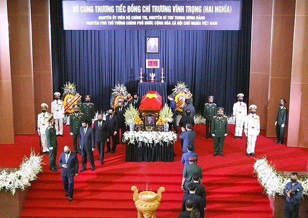 Торжественно состоялась церемония прощания с бывшим вице-премьер-министром Чыонг Винь Чонгом hinh anh 1