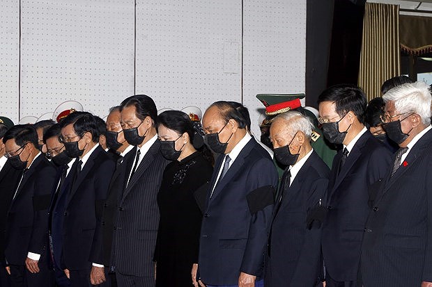 Торжественно состоялась церемония прощания с бывшим вице-премьер-министром Чыонг Винь Чонгом hinh anh 2