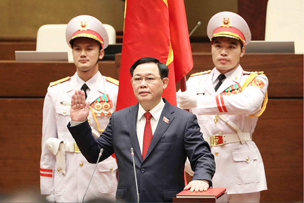 Выонг Динь Хюэ избран председателем НС и Национального избирательного совета hinh anh 1