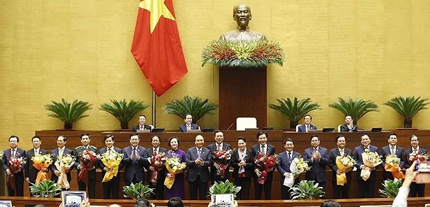 НС утверждило назначение 12 новых министров и членов правительства hinh anh 1