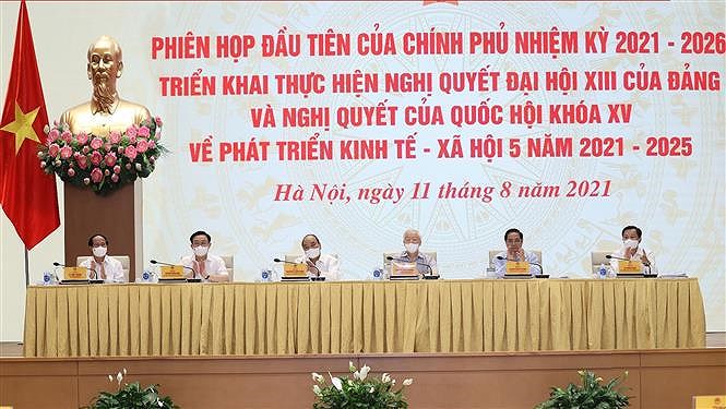 Первое заседание правительстве: ключевые вопросы реализации Резолюции Партии и Национального Собрания hinh anh 1
