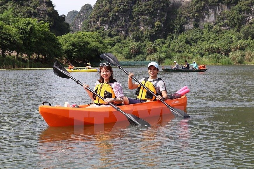 Вьетнам готовится снова принять иностранных туристов hinh anh 2