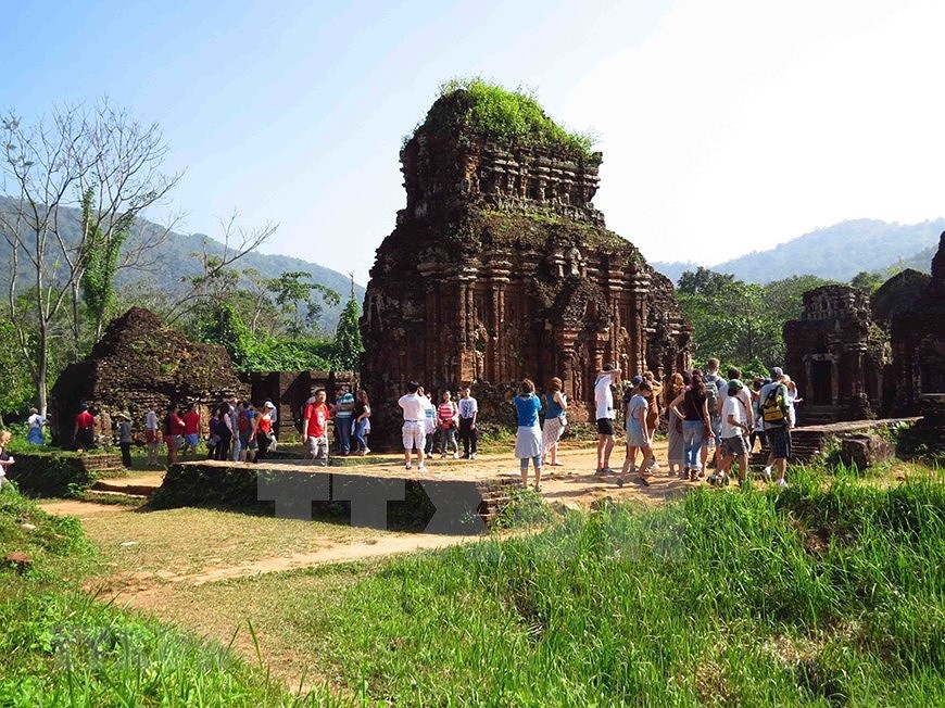 Вьетнам готовится снова принять иностранных туристов hinh anh 3