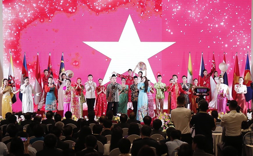 Церемония открытия 36-го Саммита АСЕАН hinh anh 8