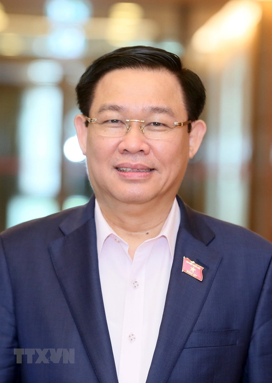 Член Политбюро переизбран секретарем парткома Ханоя hinh anh 4