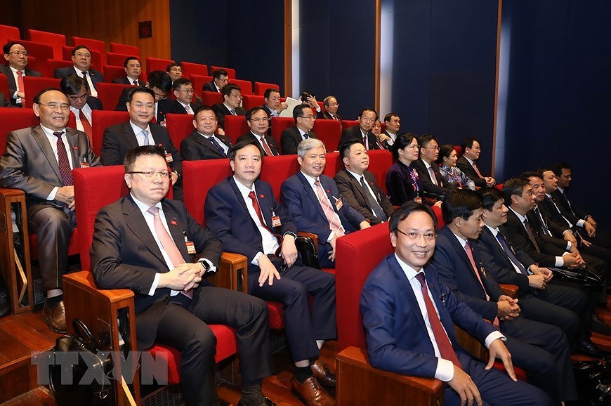Подготовительная сессия принимает регламент работы XIII всевьетнамского съезда КПВ hinh anh 4