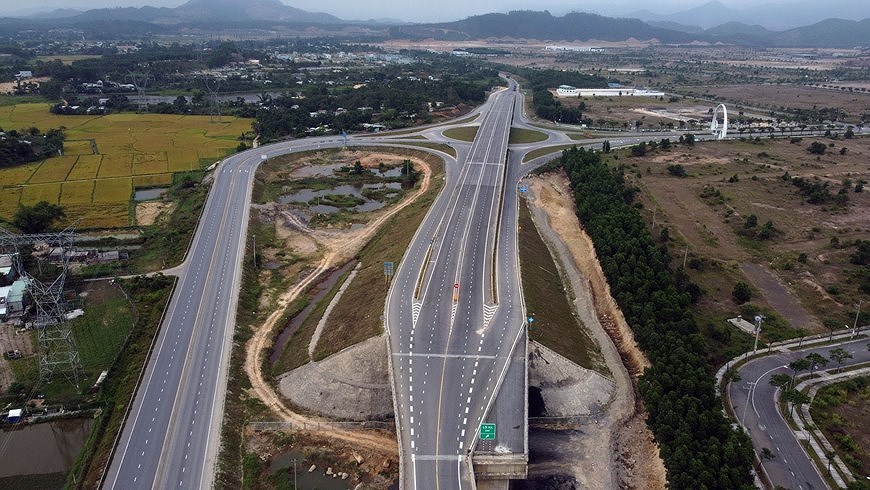 Скоростная автомагистраль, соединяющая центральные прибрежные раионы, готова к открытию движения hinh anh 10