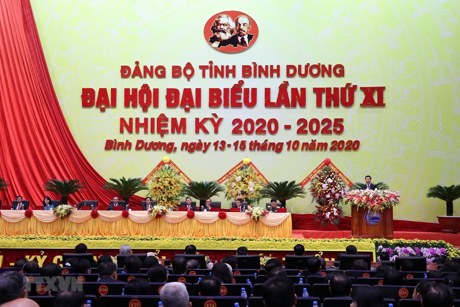 [Photo] Dai hoi dai bieu Dang bo tinh Binh Duong lan thu XI hinh anh 2